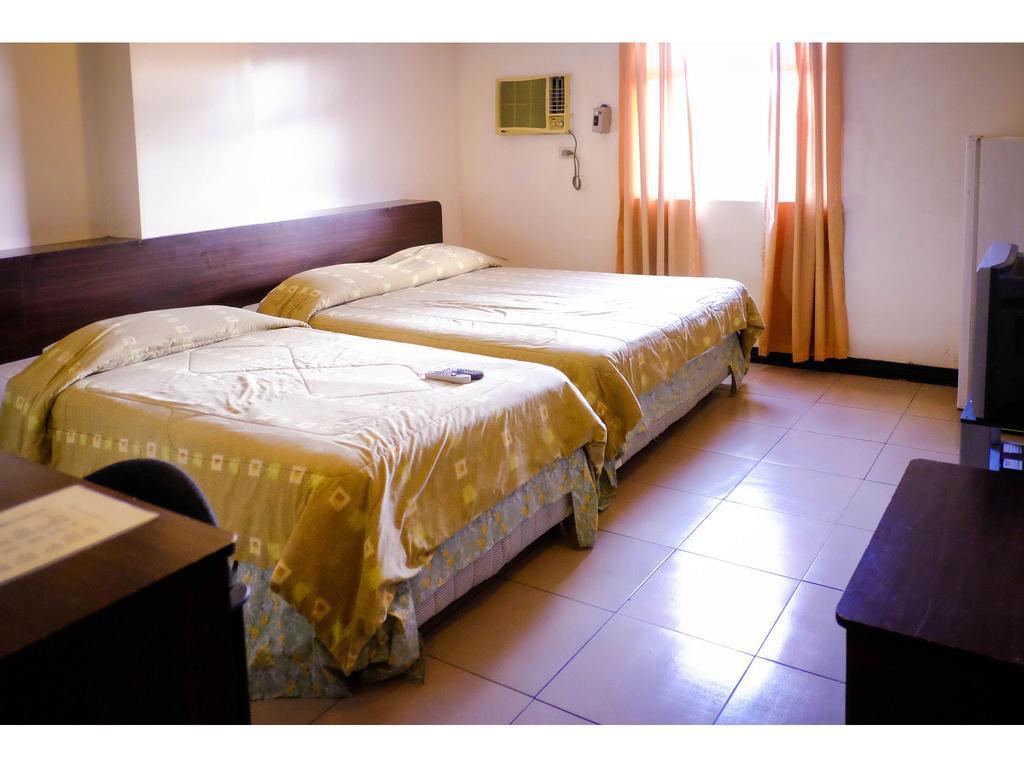 Crowne Garden Hotel Cebu Værelse billede