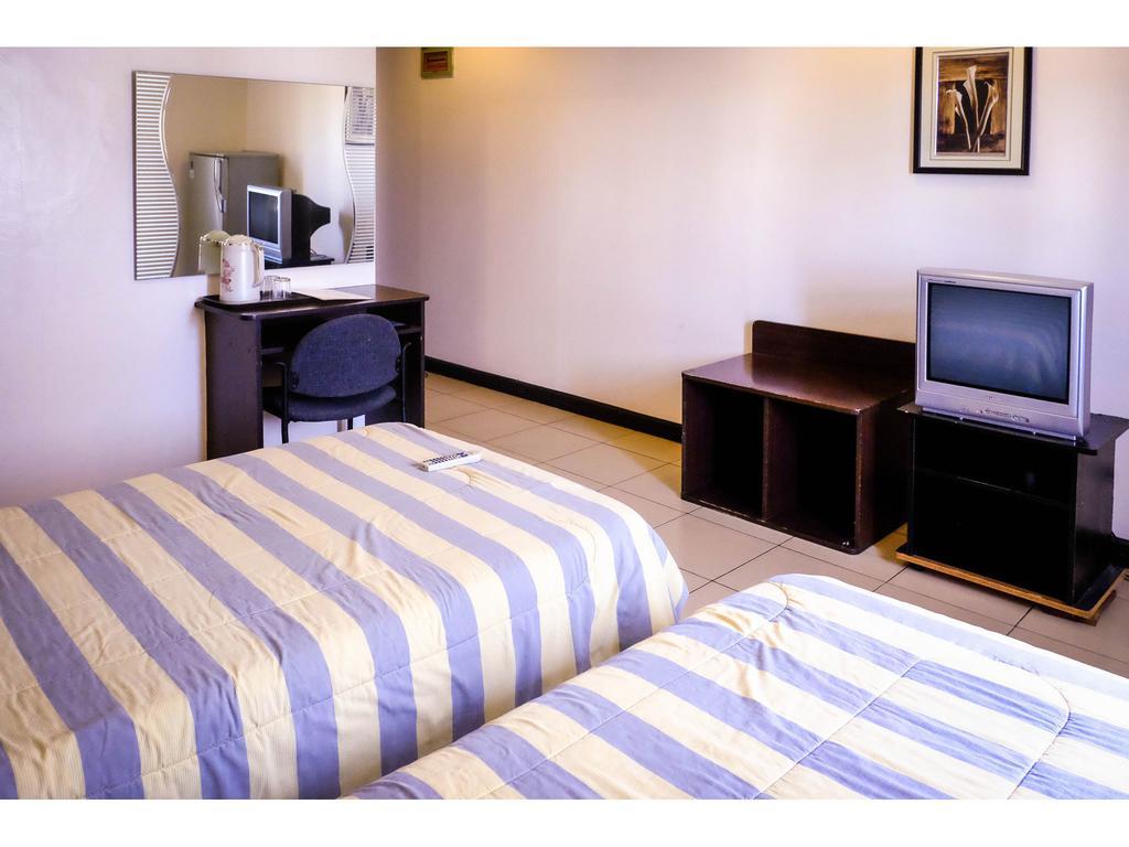 Crowne Garden Hotel Cebu Værelse billede