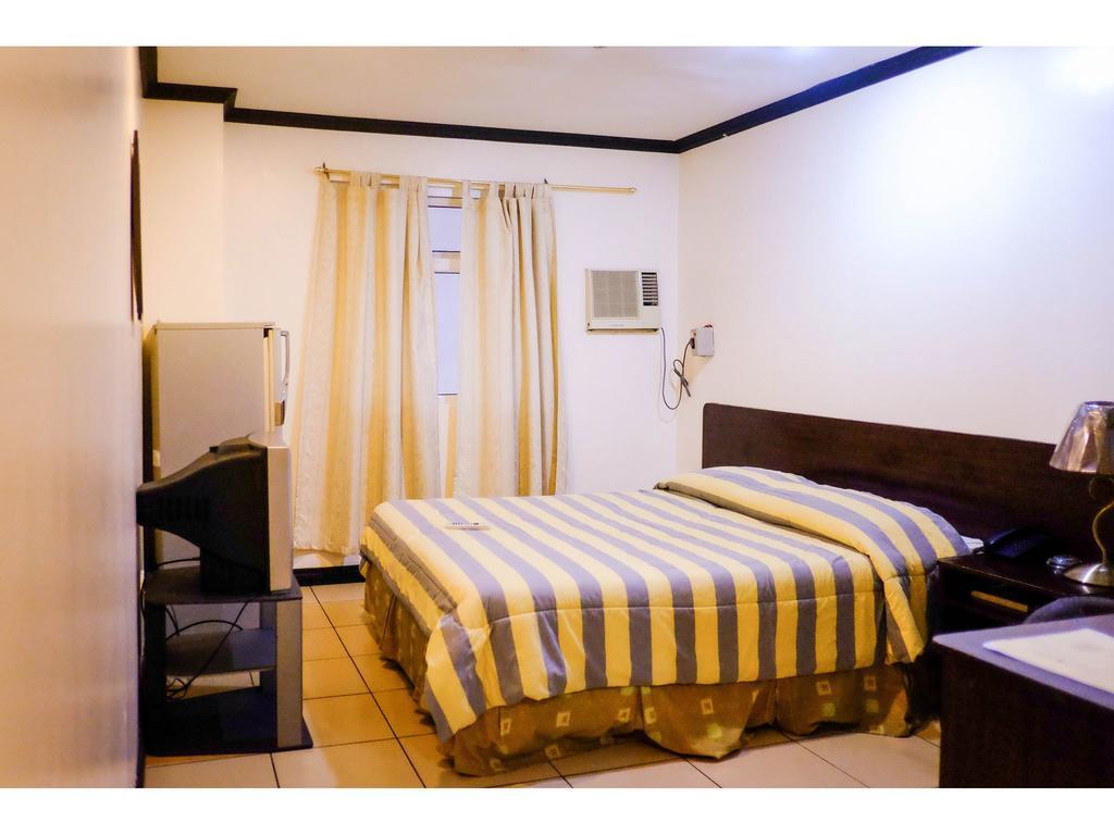 Crowne Garden Hotel Cebu Værelse billede