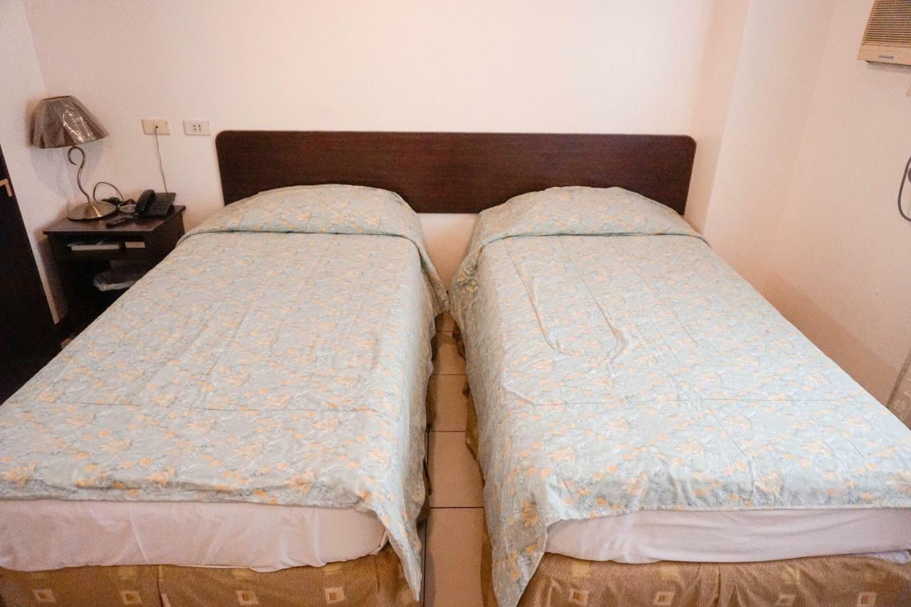 Crowne Garden Hotel Cebu Eksteriør billede